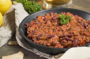 How To Make Homemade BEEF AND BEER CHILI | Recipes.net