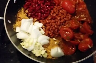 Meatless Vegetarian Chili Recipe Using Morning Star Soy Crumbles