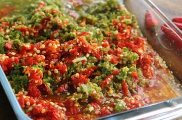 How to make chilli sauce (Chilli Sauce Recipe)Chinese Chilli sauce/rukhshana hamid