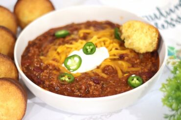 How to make Delicious Homemade Chili and Cornbread Muffins  ~ Chili Recipe ~ Fall Recipes