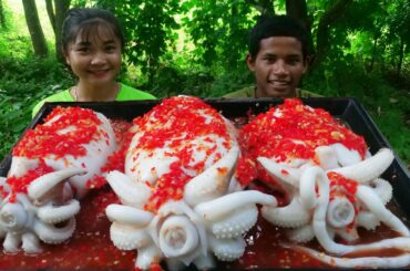 Special Turtle Squid And Chili Dishes Are Delicious In The Forest.