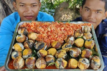 SPICY BALUT RECIPE | Balut Duck Egg Embryo Cooking in Village | Eating Balut with Garlic Chili