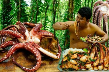 Wilderness Cooking Skills | Cooking Monster Hand Squid With Hot Chili,Garlic Recipe Eating So Yummy