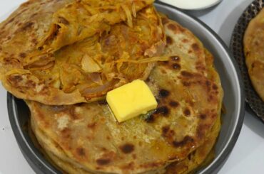 pyaz mirch ka paratha | onion paratha recipe | spicy onion chilli paratha