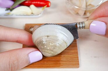 Mini Real Food: Stir Fried Clam in Coconut Milk | Clam Recipe | Miniature Cooking