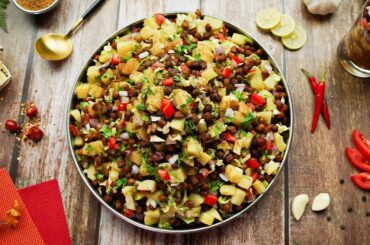 Chatpati Chana Chaat | Chana Chaat with Imli Khatta Pani (Street Style)