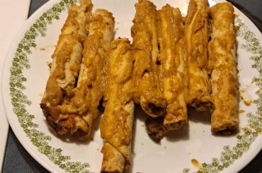 I'm having some taquitos garnished with my own sauce. It's a Jala/Garlic/Onoin, and I'll be damned if I didn't catch lightning in a bottle. I'm upset I didn't write down the recipe.