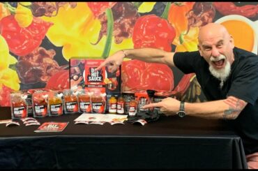 TIME FOR SOME DIY HOT SAUCE by Blazing Foods! THE BEST X-MAS GIFT EVER FOR THE CHILI HEAD YOU LOVE!