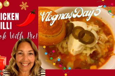 Chicken Chili! Cook With Me! Delicious Dump and Go! An easy weeknight meal! Using home canned items!