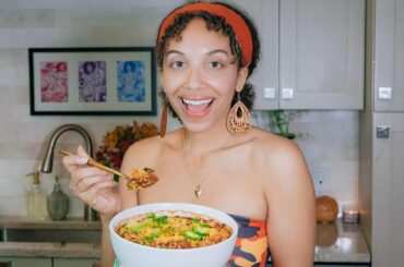 HOW TO MAKE THE BEST VEGAN CHILI!