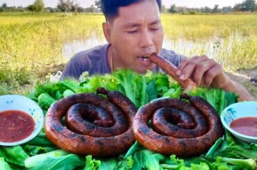 Wow!! Spicy Eat Roast Pork Sausage With Chili Sauce  recipe Spicy Chili Eating So Delicious