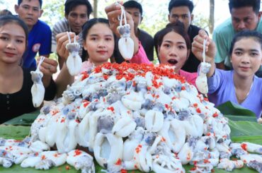 Cook octopus boiled with fresh milk and chili sauce recipe - Octopus cook recipe