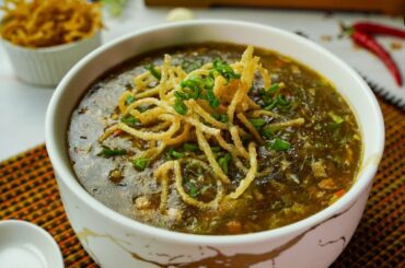 Manchow Soup with Crispy Noodles Recipe by SooperChef (Winter Soup Recipes)