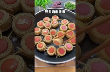 Cooking Bone Beef, Delicious Spicy Noodle @Raw Fresh Shrimps with Spicy Chili Sauce Cooking