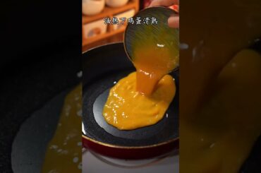 Delicious Spicy Noodle @Raw Fresh Shrimps with Spicy Chili Sauce Cooking @Soup & Seafood cooking