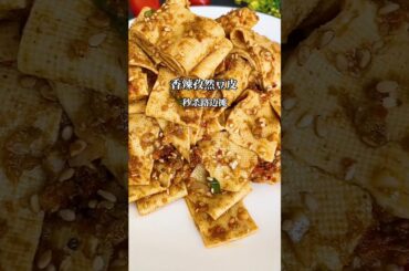 Cooking Bone Beef, Delicious Spicy Noodle @Raw Fresh Shrimps with Spicy Chili Sauce Cooking