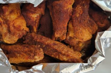 Wings on the Run. Greenville, SC. I love this damn place. Will dump copious amounts of super hot powder on any flavor. Carolina Reaper Cajun.