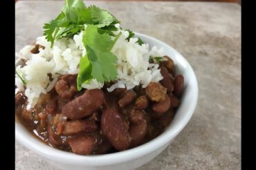 Chili in the slow cooker- Full recipe is in the description #shorts