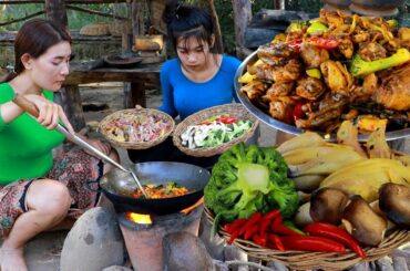 Survival skills-Cooking Chicken curry spicy with Broccoli Mushroom for special recipe- Yummy Chicken