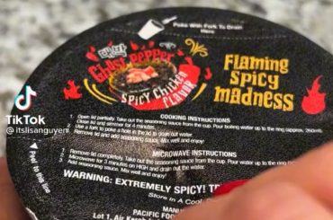 Ghost pepper ramen burger