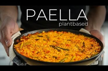 RICE AND SHINE WITH THIS BEAUTIFUL GOLDEN PAELLA RECIPE