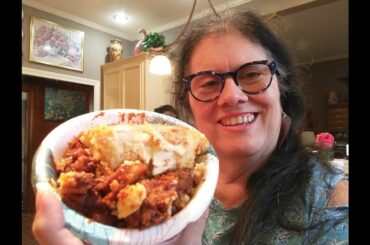 CHILI CORNBREAD PIE | WINTER COMFORT FOOD