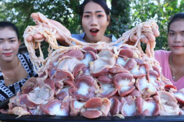 Yummy cooking chicken gizzard stir-fry with chili recipe - Chicken gizzard recipe