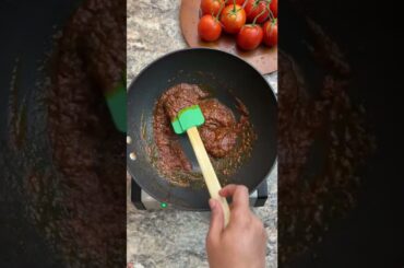 Soft Idli with Fire Roasted Chili Tomato Chutney #shorts