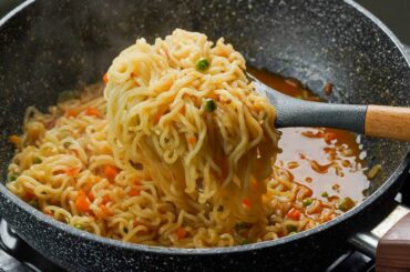 Street Style Masala Maggi | Masala Noodles Recipe | Spicy Noodles Recipe | Easy & Delicious Snacks