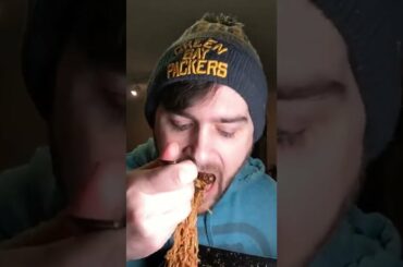 Stupid Good Spicy Garlic Ginger Chili Oil Noodles and Beef (Recipe in Description!)