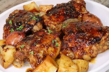Honey Garlic Baked chicken Thighs Recipe | How To Make Oven Baked Honey Garlic Chicken Thighs
