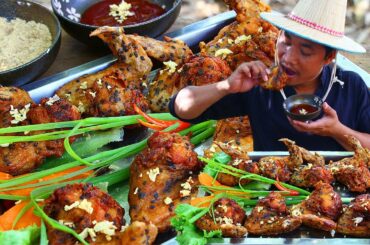 Fry Crispy Chicken Wing Recipe - Cooking Golden Chicken Eating with Spicy Chili Sauce