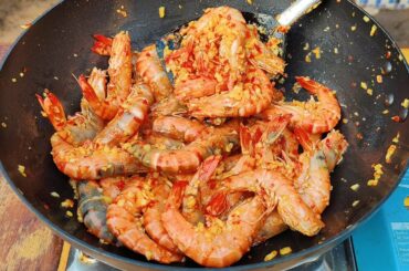 Shrimp Fried Garlic Chili Recipe - Cooking Shrimp with Onion