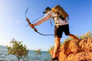 SOLO SURVIVAL - Catch and Cook - GIANT CRAB. Cooking chilli mud crab!