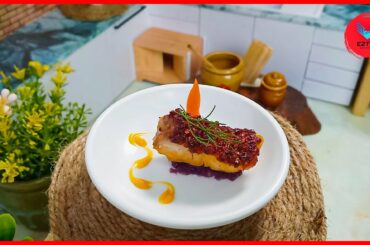 How to make mahi fish marinated in pan-fried chili served with mashed sweet potatoes | Mini Cooking.