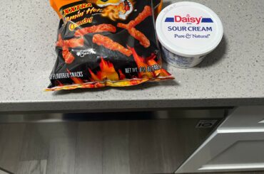 Before ya hate and downvote, just give it a try. My bud introduced this to me today and so good.