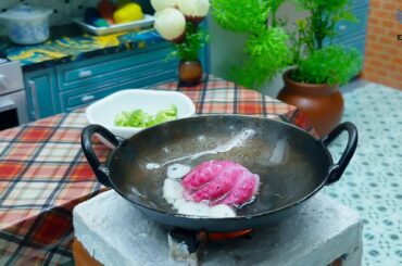 Try To Make Miniature Pan Fried Octopus With Chili Garlic Sauce