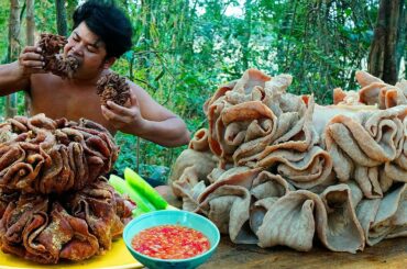 Wilderness Cooking Skill | Deep Fry Pig Intestine Crispy With Hot Chili Sauce Eating So Delicious.