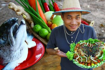 Salmon Head Stir fry with Ginger,Chili,Garlic,Onnion,Lemon Eating Mouth Watering So delicious