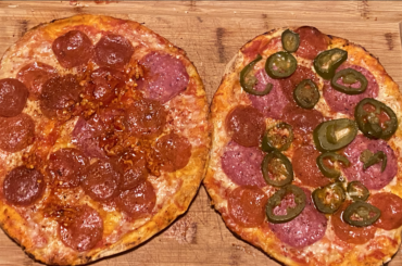 [Homemade] Spicy flatbread pizzas