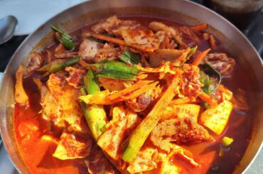 Korean jjampang with pork belly. Wasn't expecting this spice level in Buenos Aires.