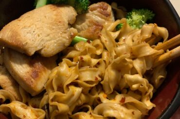 Can we get some love for hot chili oil noodles