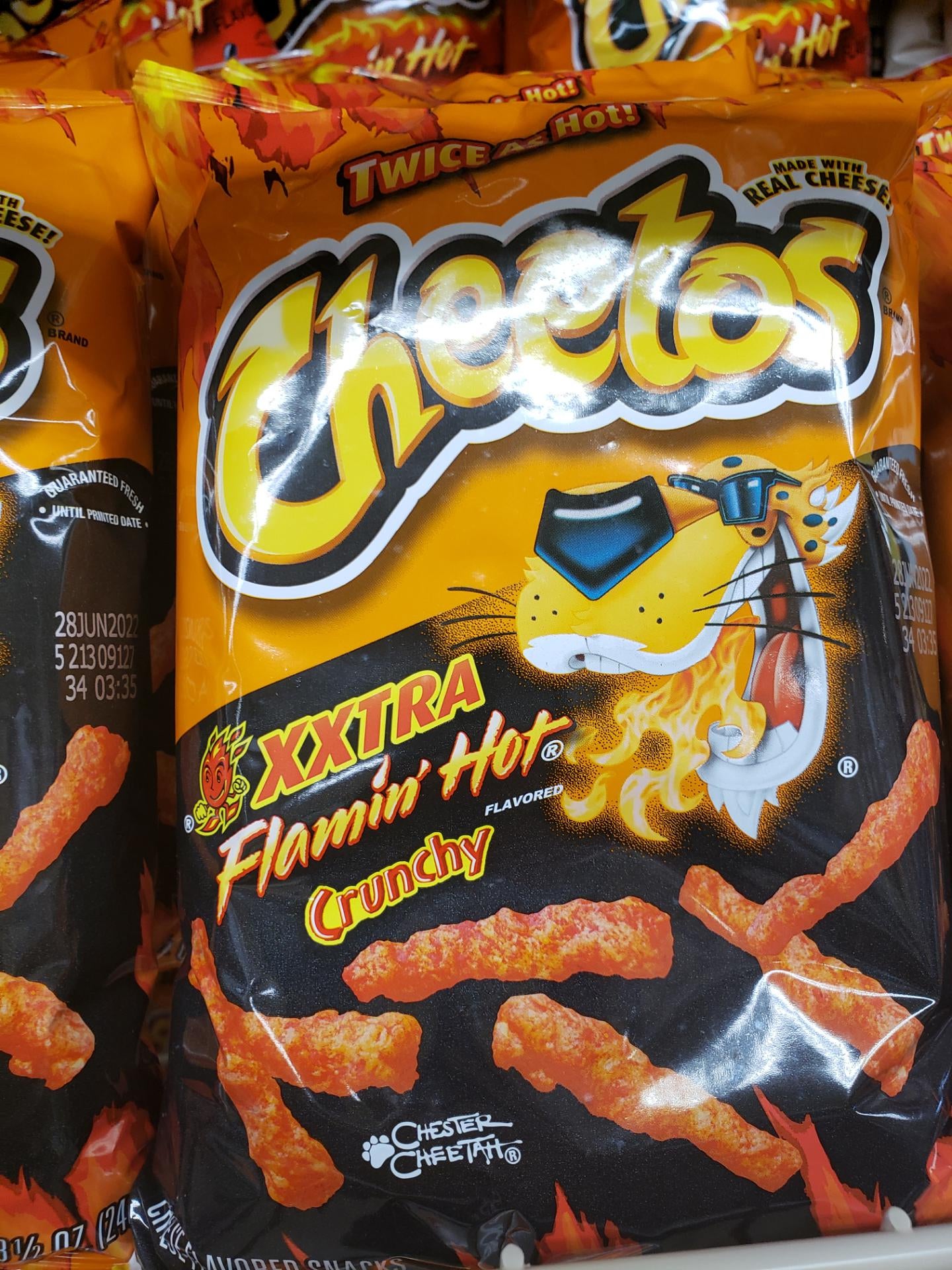 anybody love extra Flamin Hot Cheetos? Chili Chili