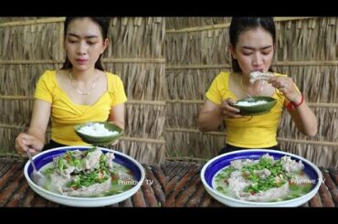 Natural Life TV, Cook spicy pork soup with chili recipe very Delicious!