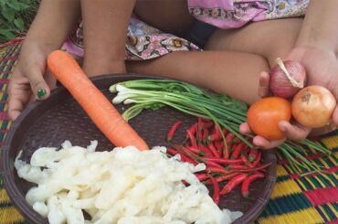 Hot Food - Today YaYa Cooking Legs Chicken With Red Chili Very Spicy