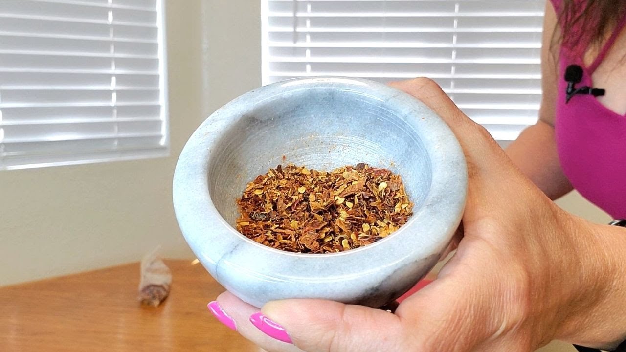 How To Make Red Chili Flakes At Home Chili Flakes Recipe Chili Chili
