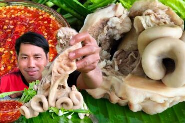 How To Cook Asian Food |Yummy Eating Pork Gut The Stomach,Intestine With Chili Sauce Recipe