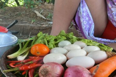 Amazing Hot Food - How To Fry Eggs And Cooking With Chili Very Hot Delicious