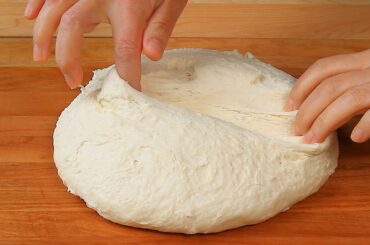 Add yogurt to the flour, and you'll be amazed at both results! Soft and delicious