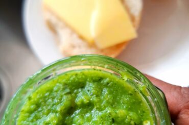 Fresh blended habaneros (green) . Goes well with bread and cheese.